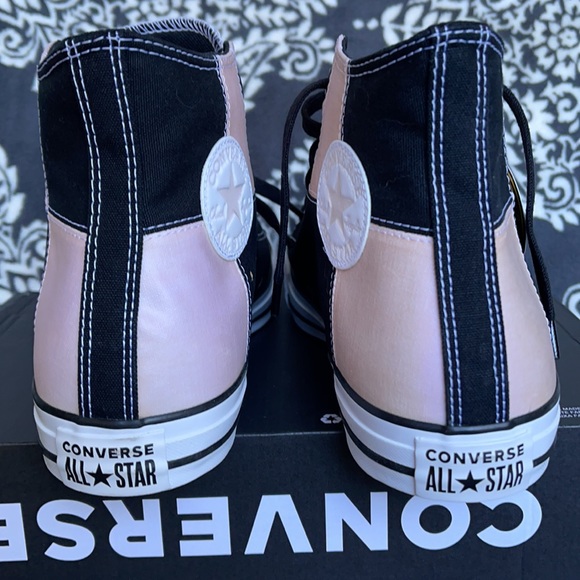 Converse Chuck Taylor All Star Hi Black/Magenta/White MEN`S - Picture 14 of 16